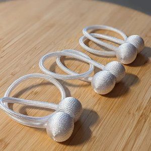 Magnetic Curtain Clasps, White (3)